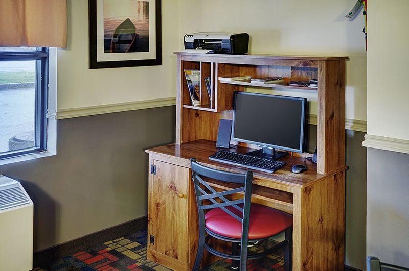 Thompson'S Best Value Inn & Suites Экстерьер фото