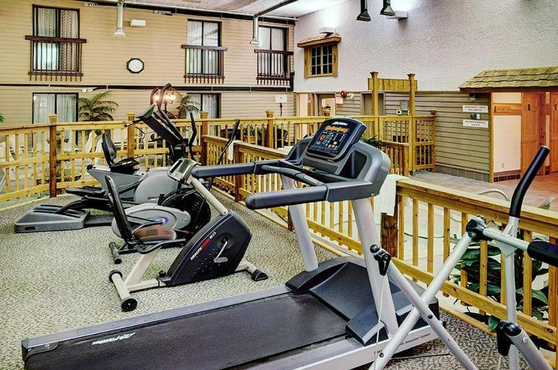 Thompson'S Best Value Inn & Suites Экстерьер фото